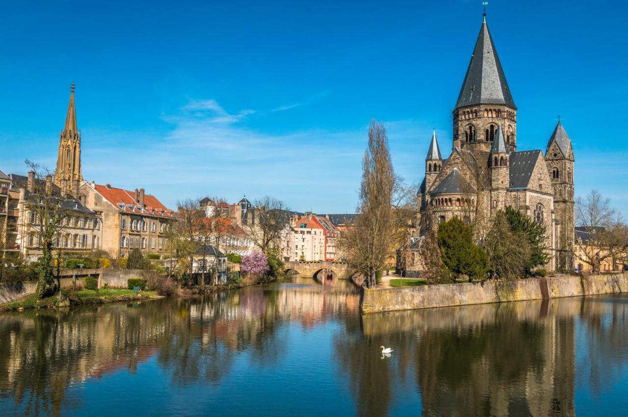 ☆ Gite 4 Chambres ☆ Vue Vieille Ville ☆ Netflix ☆ Metz Exterior photo