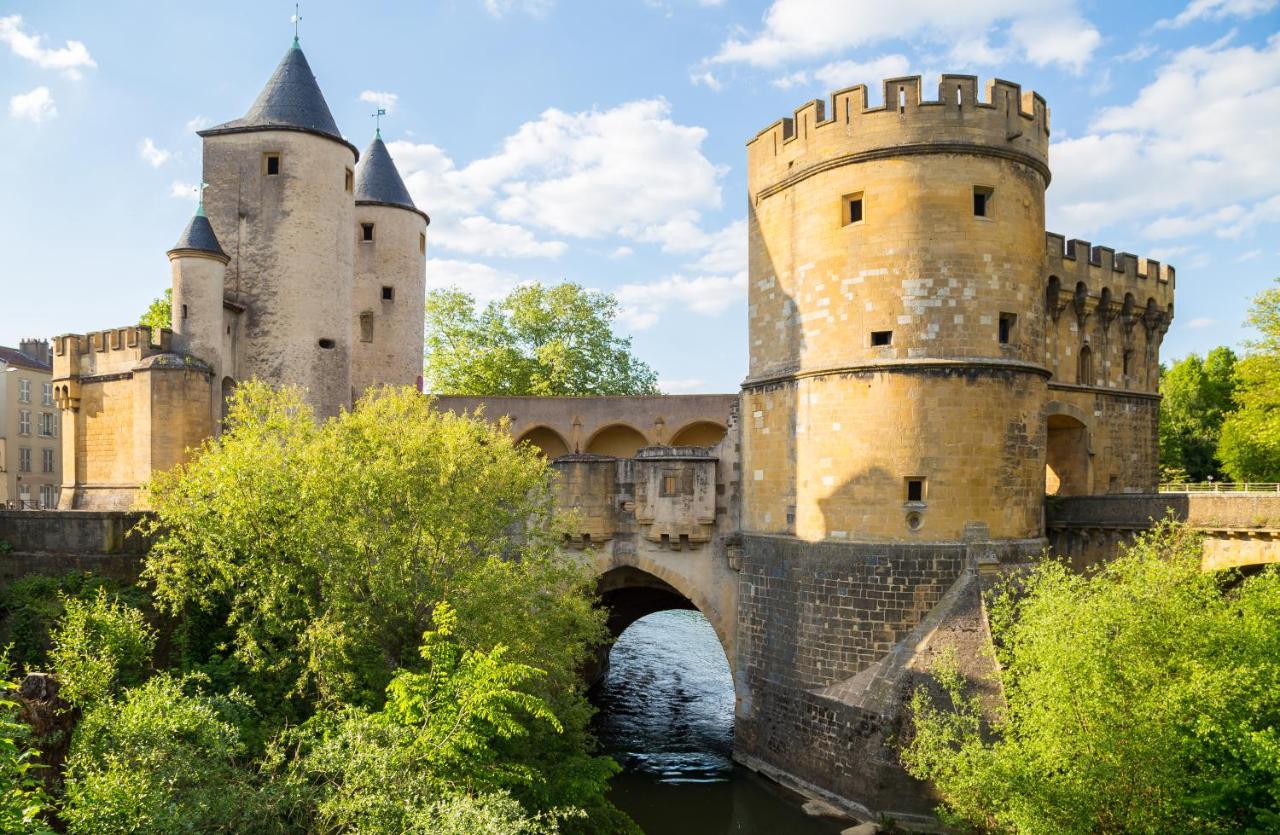 ☆ Gite 4 Chambres ☆ Vue Vieille Ville ☆ Netflix ☆ Metz Exterior photo