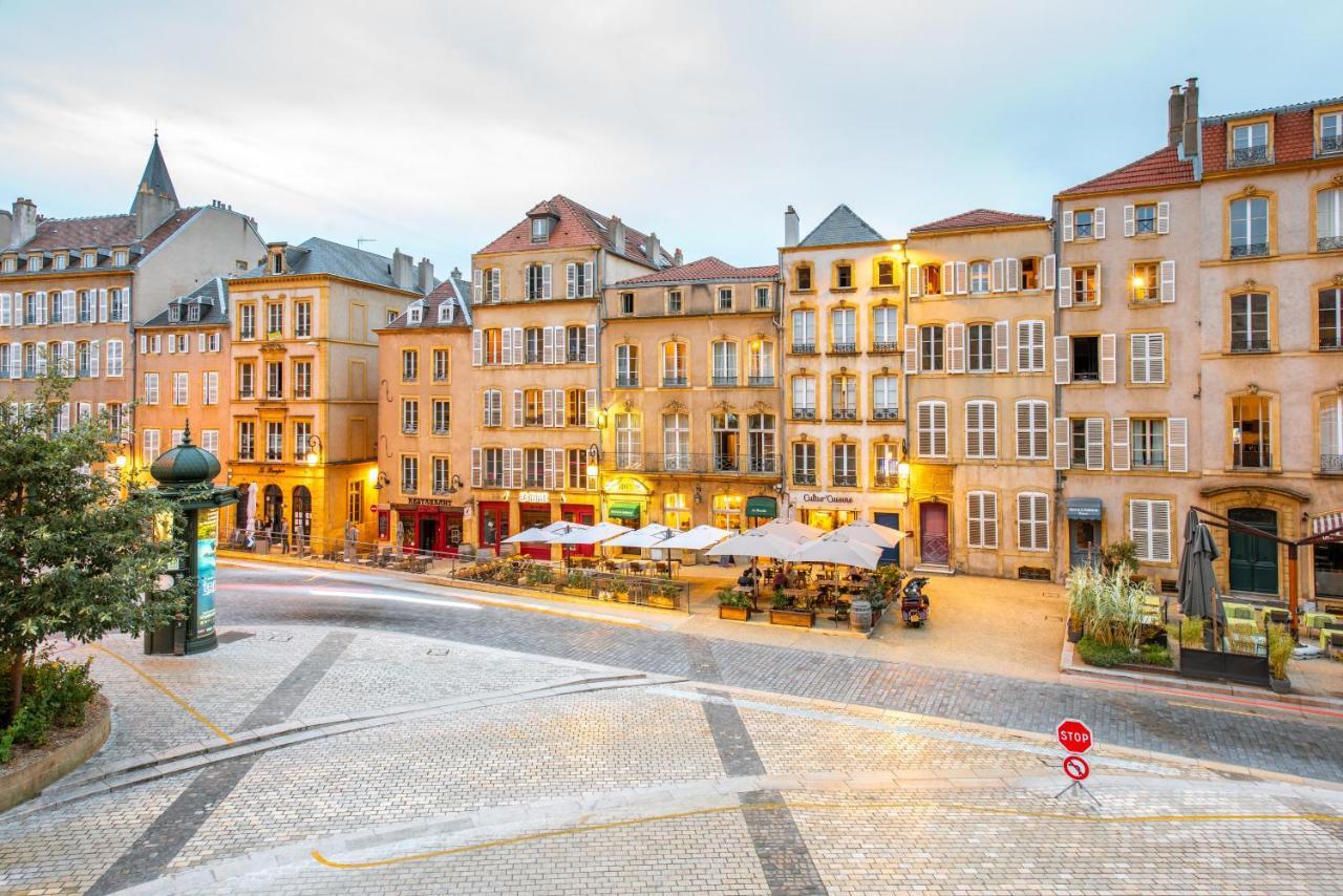 ☆ Gite 4 Chambres ☆ Vue Vieille Ville ☆ Netflix ☆ Metz Exterior photo